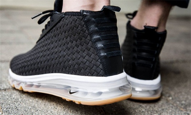 Nike Air Max Woven Boot 推出全新「Black/Gum」配色，小勾诱惑！