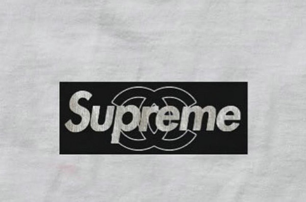 Supreme x Chanel 客制联名Box Logo Tee-1.jpg