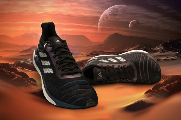 adidas 全新跑鞋 SolarDRIVE 1.jpg