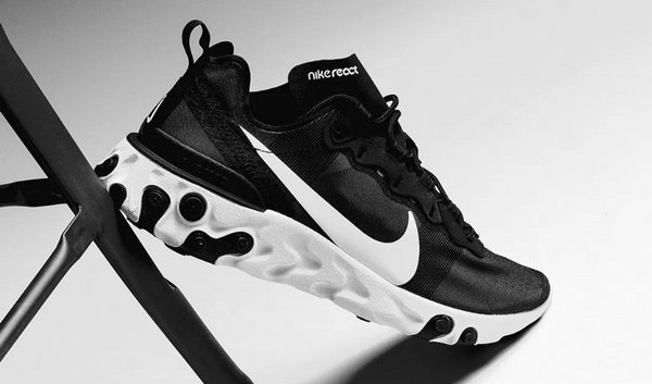 Nike React Element 55 全新黑白配色鞋款发布，延续人气经典简约风！