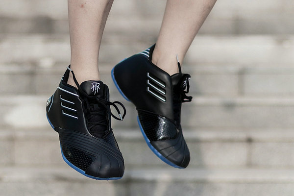 漫威联名鞋（adidas）3.jpg