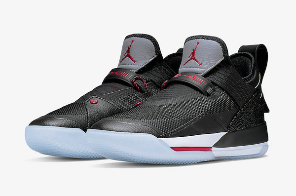 Air Jordan 33 SE 鞋款黑水泥配色释出，预计下周起售