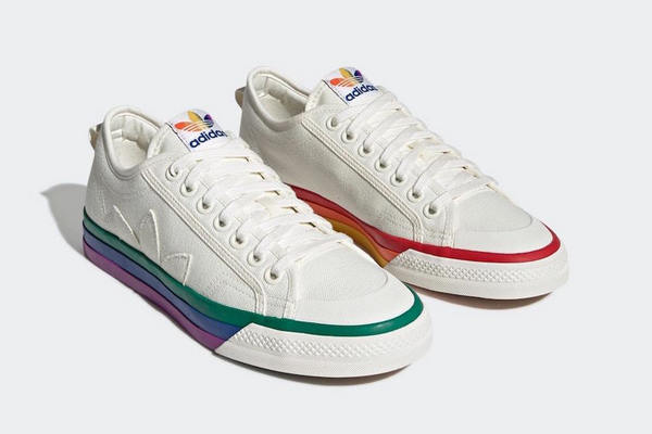  adidas Nizza 鞋款全新“Pride”配色释出，继续致敬 LGBTQ 群体