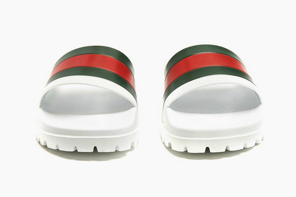 Gucci 3 款全新奢华拖鞋6.jpg
