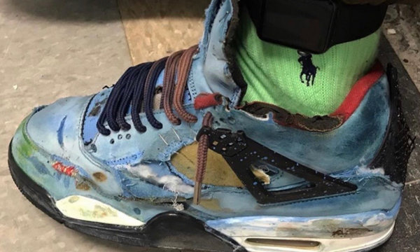 Travis Scott x Air Jordan 4联名鞋款，破坏穿法很潮流？