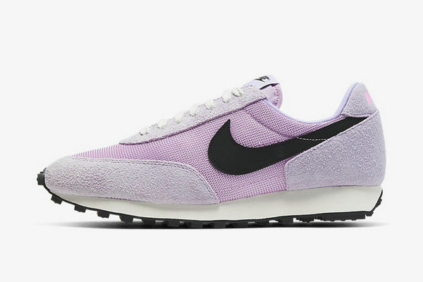 Nike 经典 Daybreak 鞋款全新粉紫配色释出，吸睛度十足