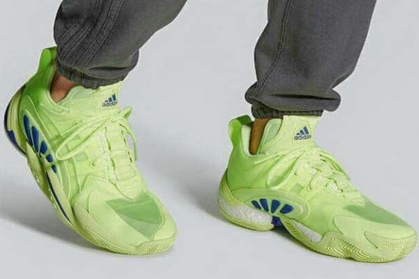 adidas 全新 Crazy BYW X 2.0 实战篮球鞋首次曝光，低帮设计