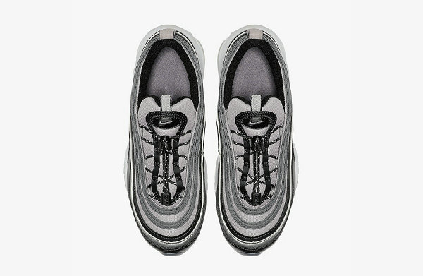 Air Max 97 鞋款黑银配色亮相，机能鞋带与水晶底帅爆