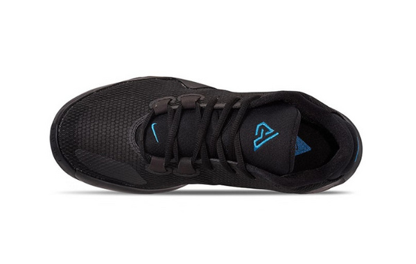 Nike Zoom Freak 1 字母哥全新配色球鞋.jpg