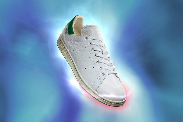 阿迪达斯 Stan Smith 鞋款 GORE-TEX 机能配色登场，保暖性升级