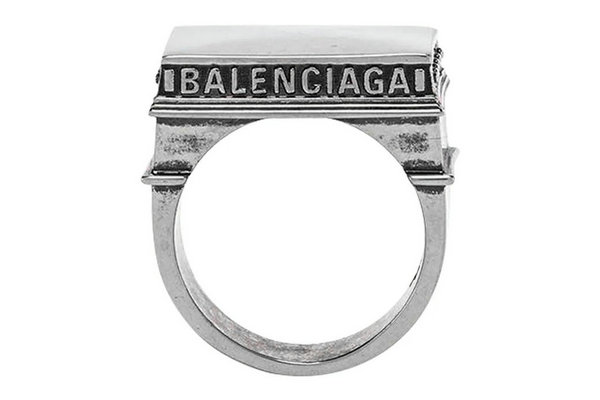 Balenciaga（巴黎世家）全新「巴黎凯旋门」别注戒指上架发售