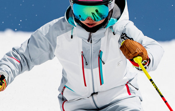 Phenix滑雪服品牌.jpg