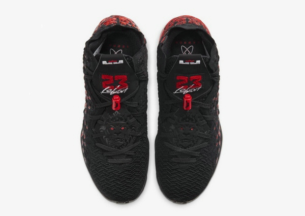 Nike LeBron 17 红外线配色鞋款.jpg