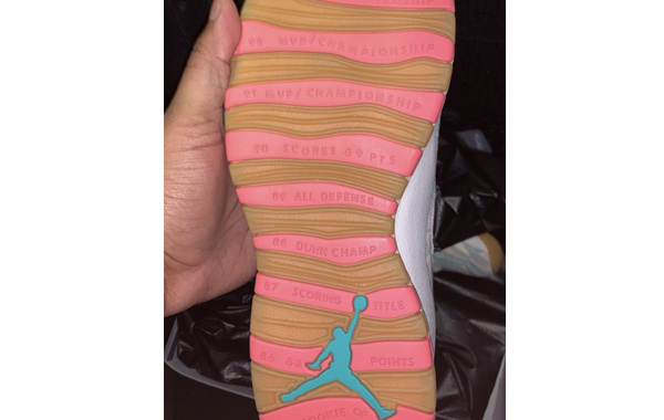 Air Jordan 10超级碗配色鞋款发售.jpg