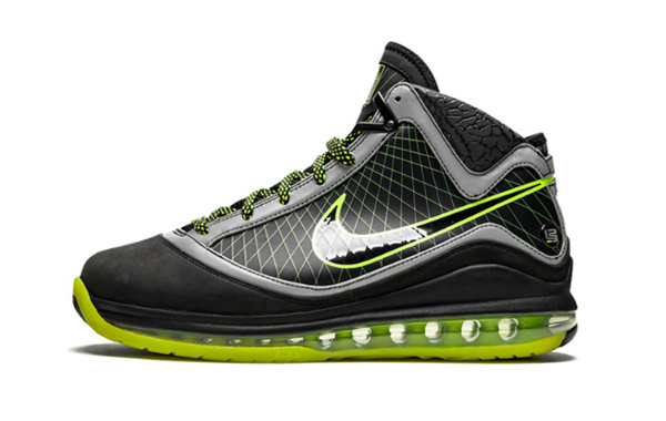 DJ Clark Kent x Nike LeBron 7 联乘“112”鞋款释出，亲友限定版