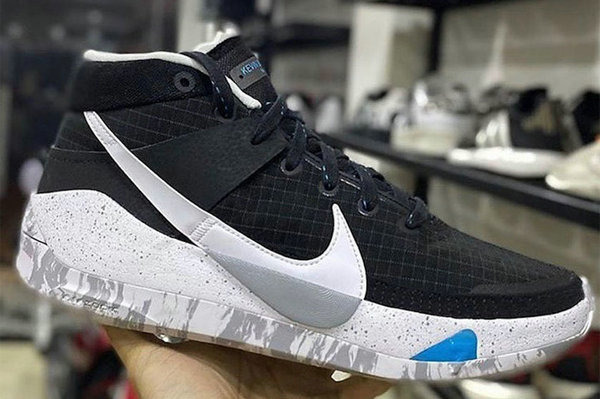 杜兰特全新战靴 Nike KD 13 实物曝光，超大浸入式对勾