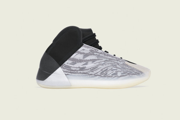 Yeezy 篮球鞋双版本2.jpg