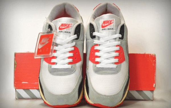Nike Air Max 90“Infrared”配色鞋款回归，纪念 30 周年