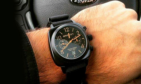 Briston黑盘手表.jpg