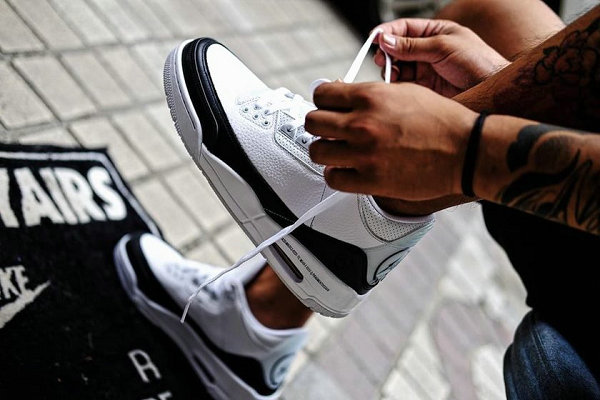藤原浩闪电联名 Air Jordan 3 黑白鞋款上脚美图预览