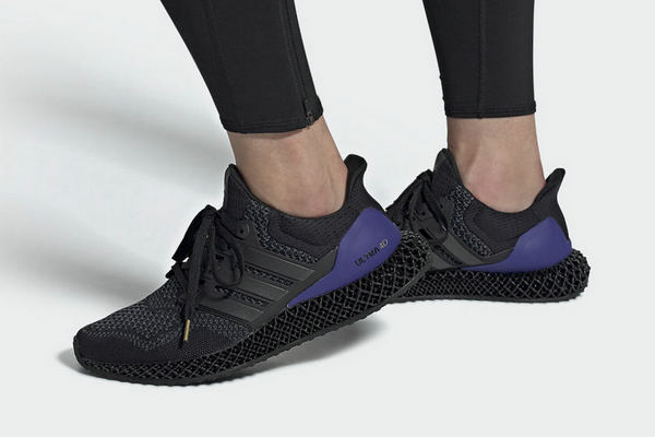 阿迪达斯混种跑鞋 Ultra 4D 黑紫配色发售信息公布