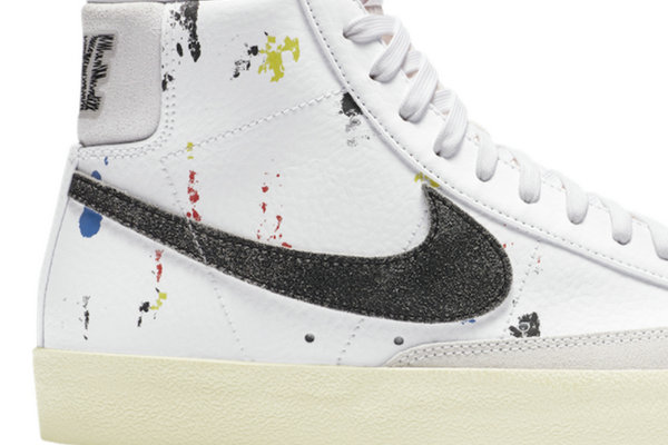 泼墨 Nike Blazer Mid ’77 配色鞋款曝光，复古质感