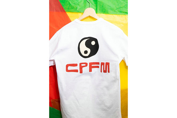 CPFM x COMME des GARÇONS CDG 联名 T恤系列释出，童趣盎然