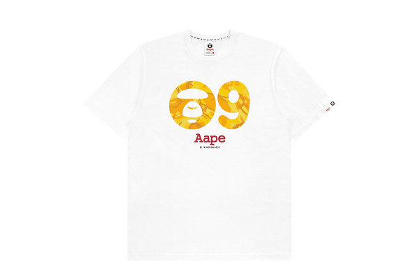 AAPE 全新 9 周年纪念 T-Shirt 系列明天起售，黑白两色
