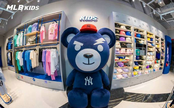MLB KIDS 上海独立门店开业，众多经典单品上阵