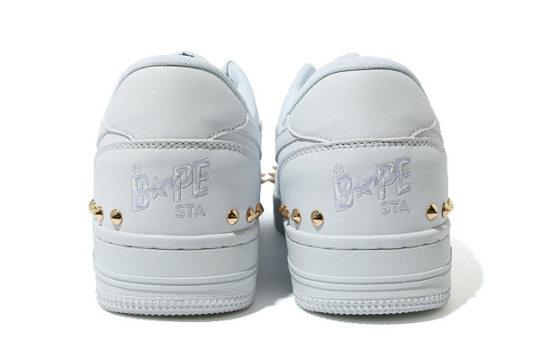BAPE STA 全新铆钉鞋款系列出炉，黑白两色可选