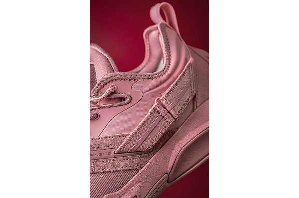安踏 GH3 全新情人节配色鞋款抢先预览，脏粉色调