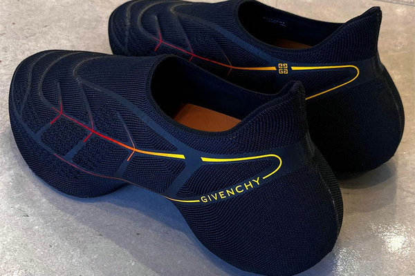 Givenchy 2022 秋冬系列 TK360 鞋款抢先预览