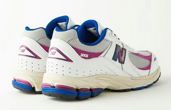 新百伦 x UNITED ARROWS 全新联名 2002R 鞋款限定配色上架