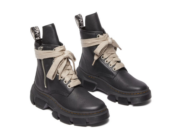 Dr. Martens x Rick Owens 最新联名鞋款2.jpg